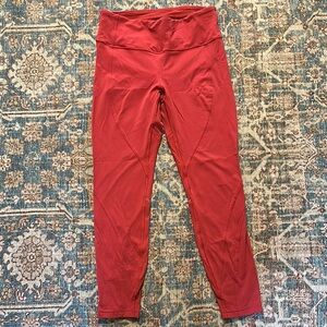 Lululemon size 8 red cropped Leggings